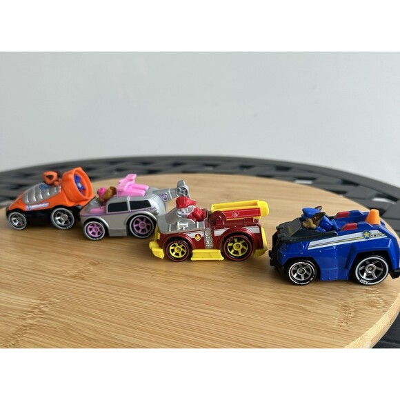 PAW Patrol True Metal Die-Cast Vehicles Lot of 4 Chase Marshall Skye & Zuma - Picture 3 of 9